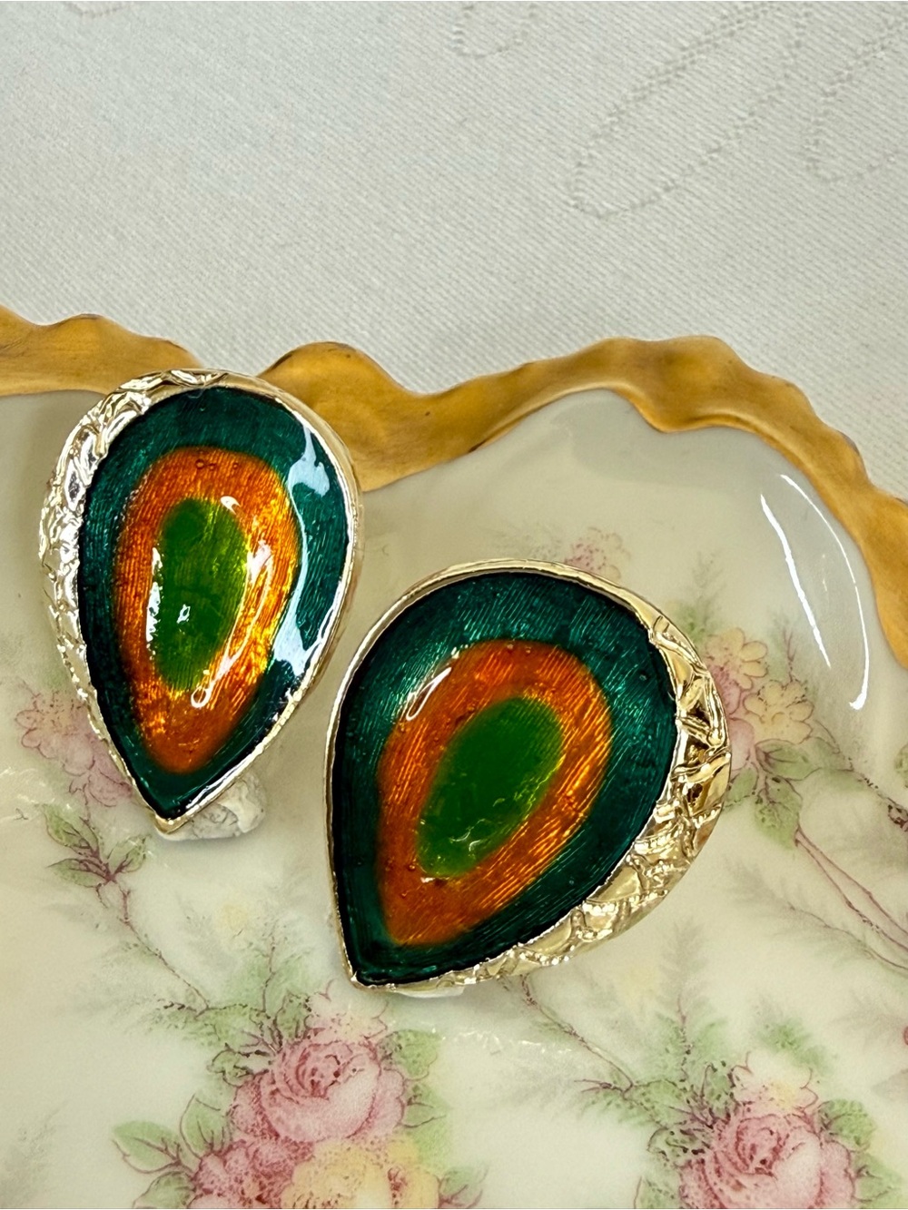 Vintage Peacock Feather Enamel Clip On Earrings Gold Tone Abstract Statement